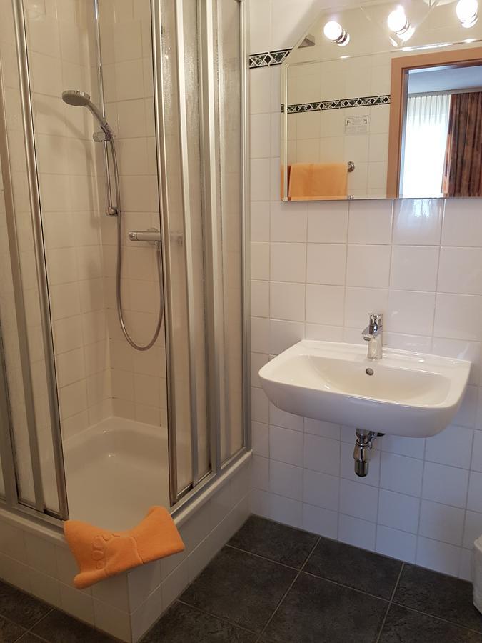 Altstadt Hotel Peiss Щралзунд Екстериор снимка