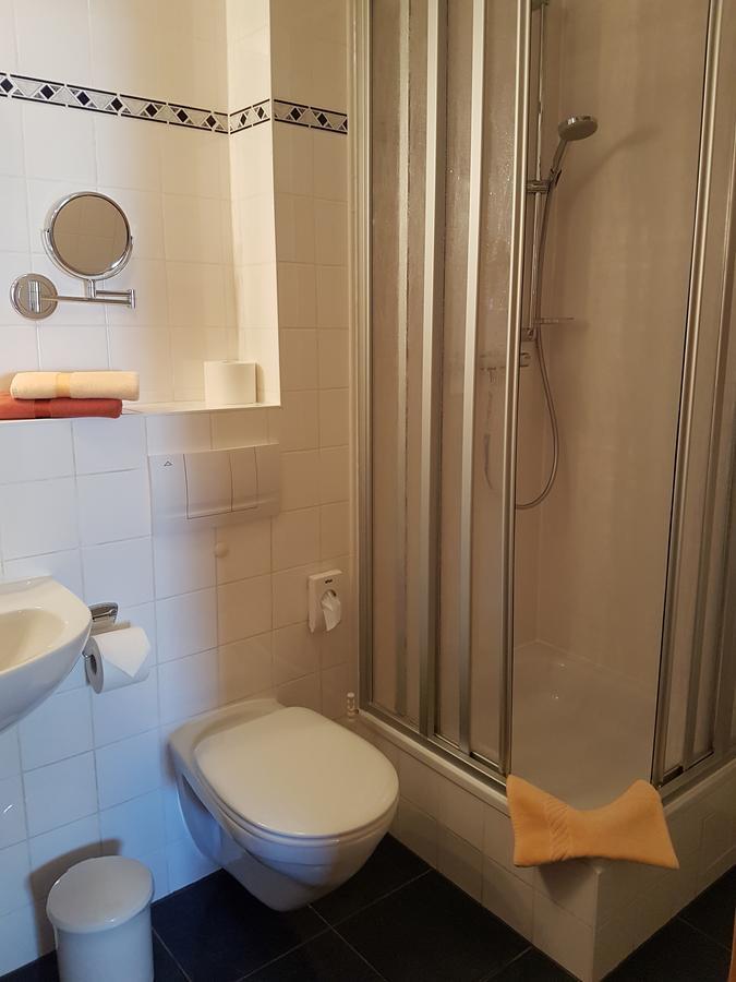 Altstadt Hotel Peiss Щралзунд Екстериор снимка