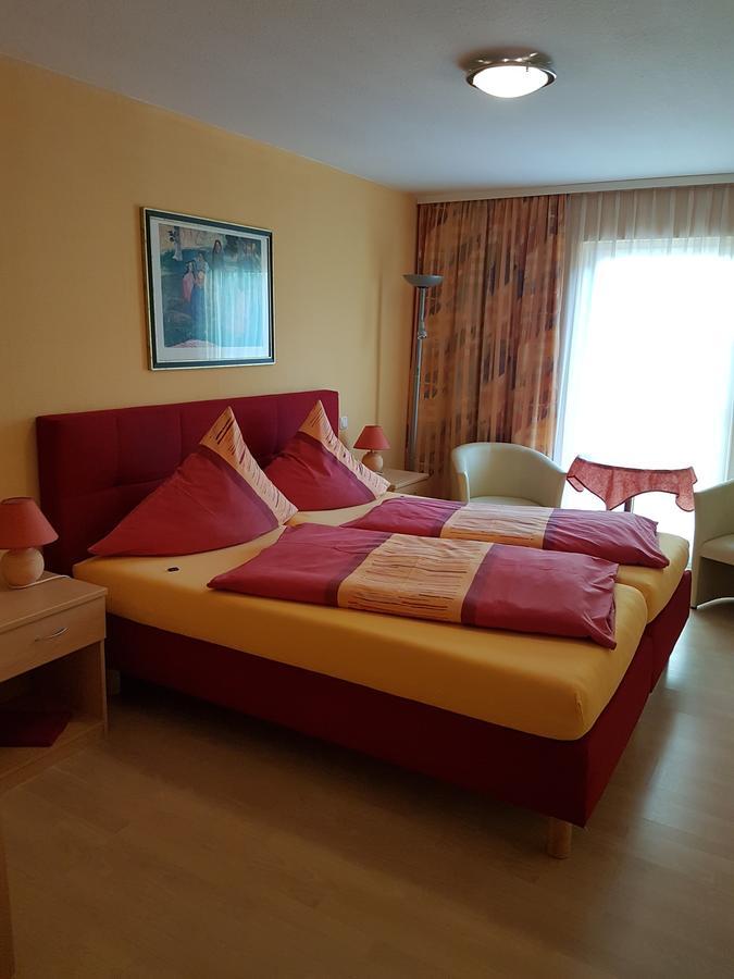 Altstadt Hotel Peiss Щралзунд Екстериор снимка