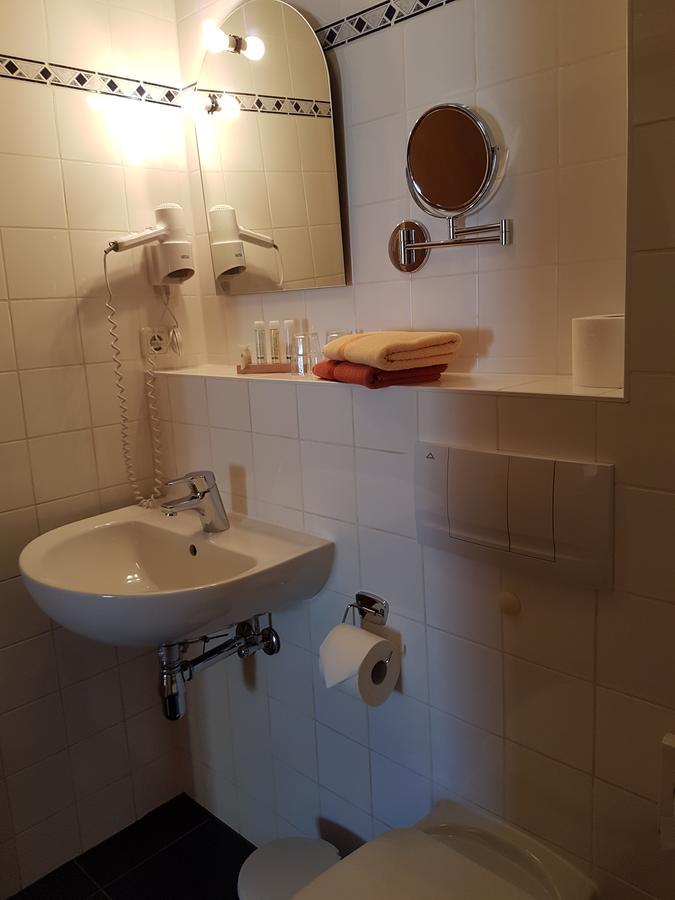Altstadt Hotel Peiss Щралзунд Екстериор снимка
