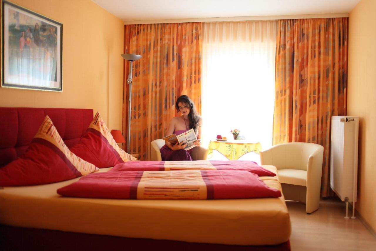 Altstadt Hotel Peiss Щралзунд Стая снимка